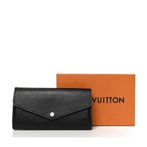 Quiet Luxury Louis Vuitton Black Epi Leather Sarah Wallet